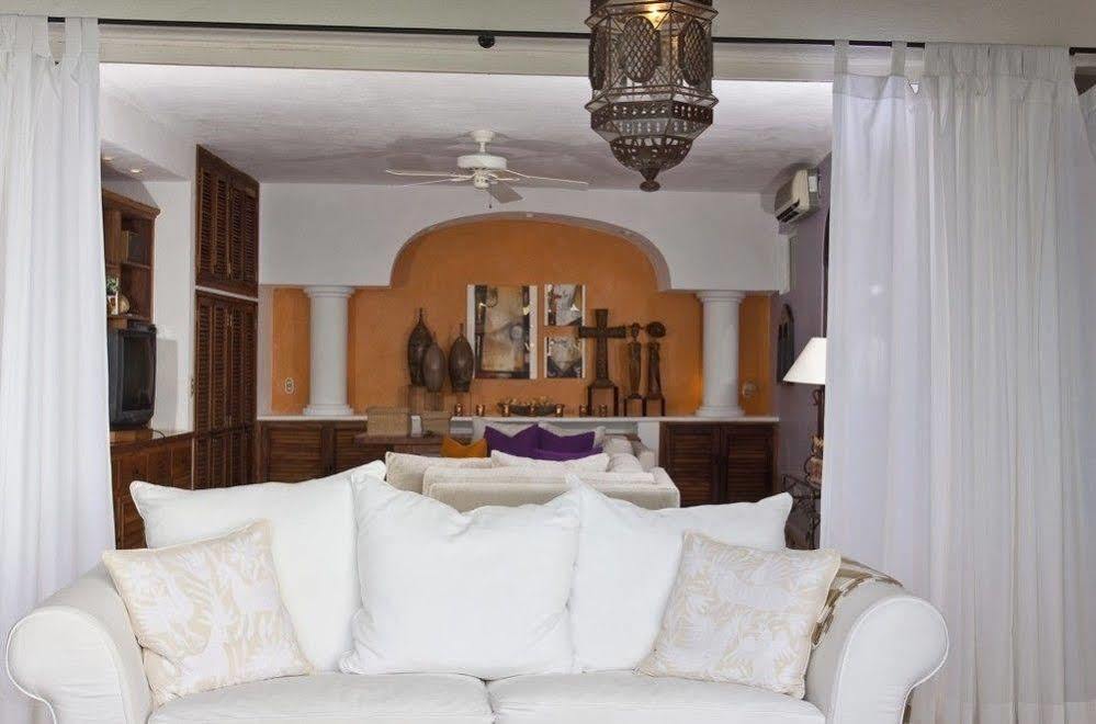 מלון פוארטו ואלארטה Casa Louisa מראה חיצוני תמונה